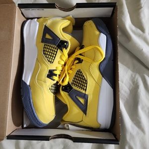 Nike Jordan 4 Retro PS